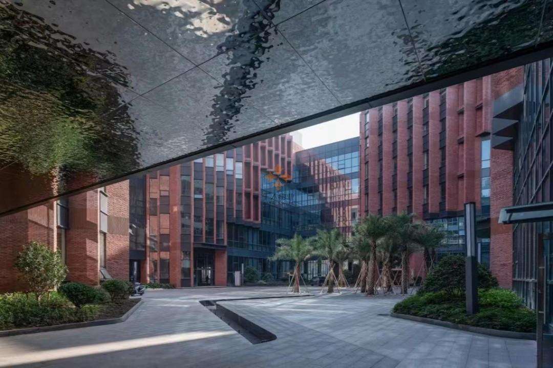 浦東 自貿(mào)壹號二期加速園 100平米 精裝