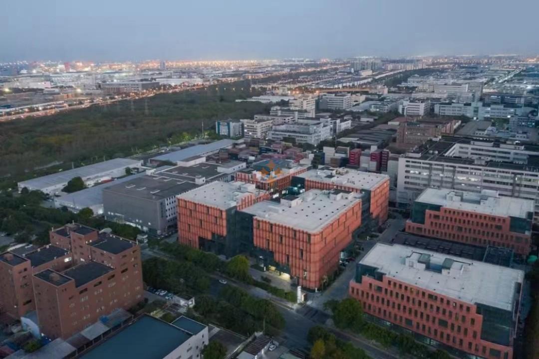 浦東 自貿(mào)壹號二期加速園 100平米 精裝